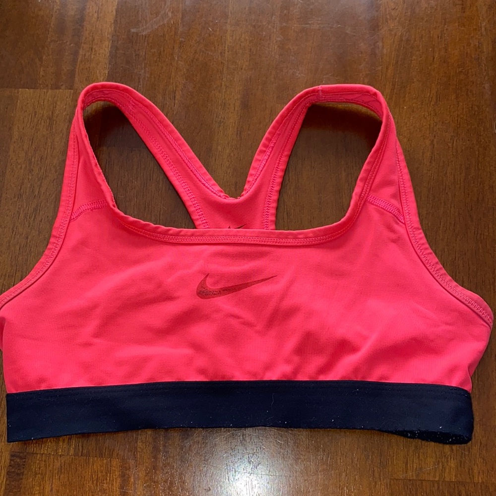 Sports bra